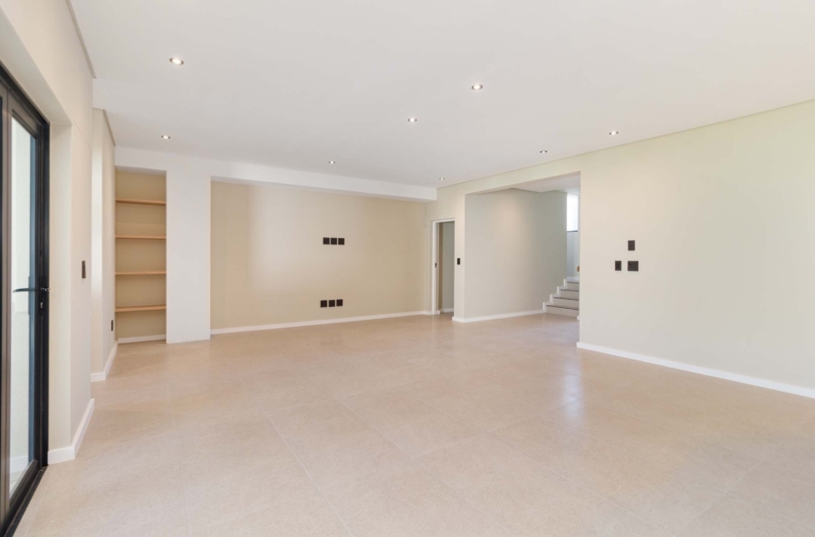 4 Bedroom Property for Sale in Sandown Western Cape